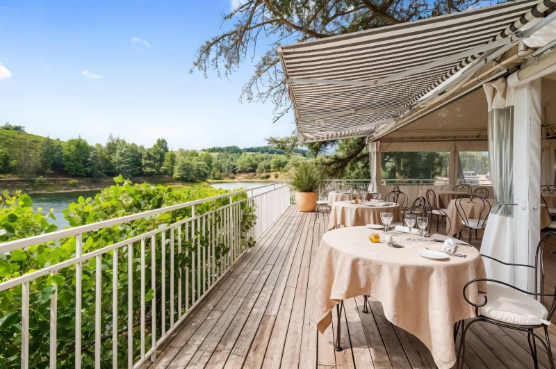 Le restaurant - Auberge Du Lac - restaurant VERNOSC-LES-ANNONAY